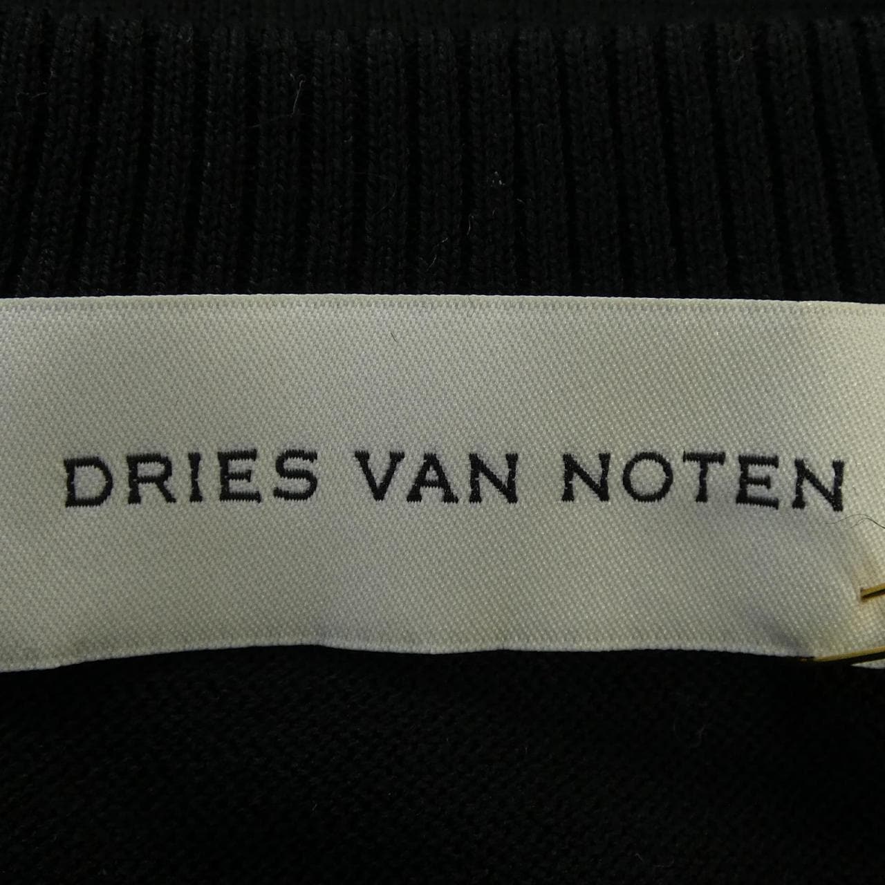 ドリスヴァンノッテン DRIES VAN NOTEN KNITTED SLEEVELESS CARDIG ニット