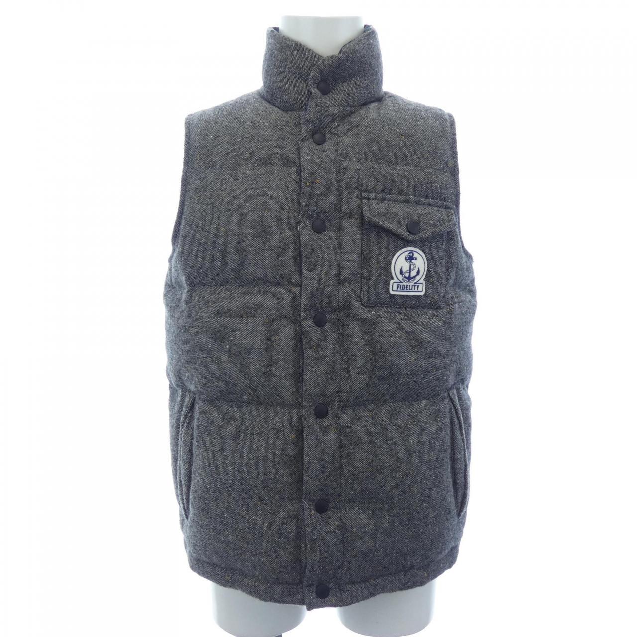 精致FIDELITY羽绒背心