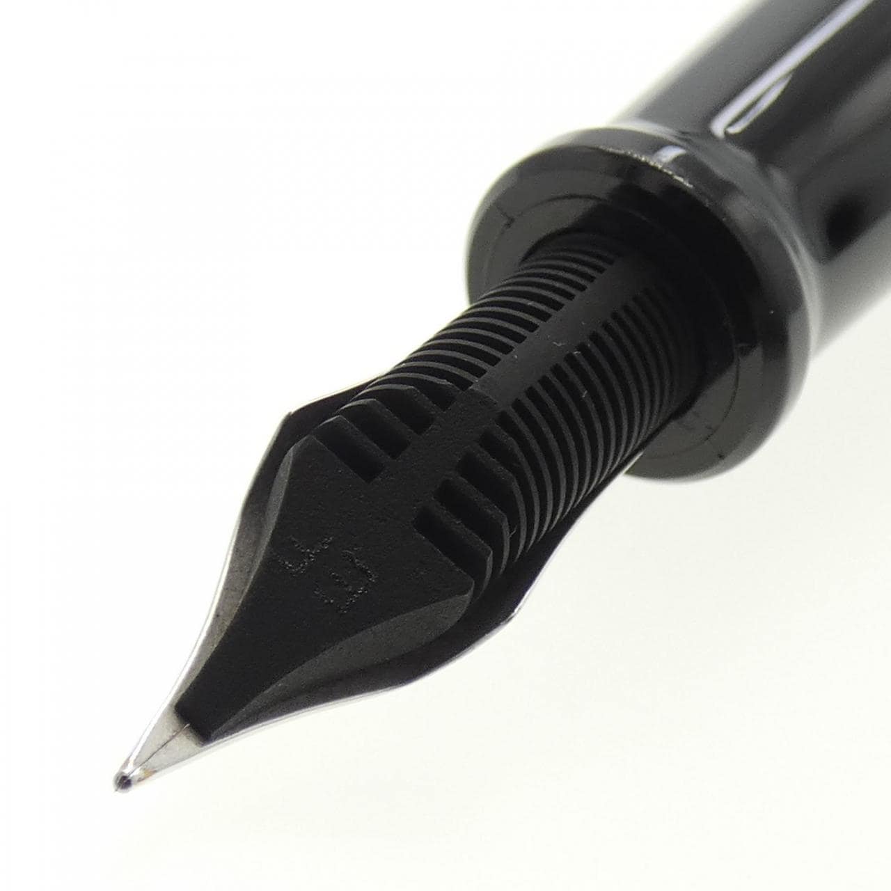 AURORA 88 鍍鉻筆蓋鋼筆