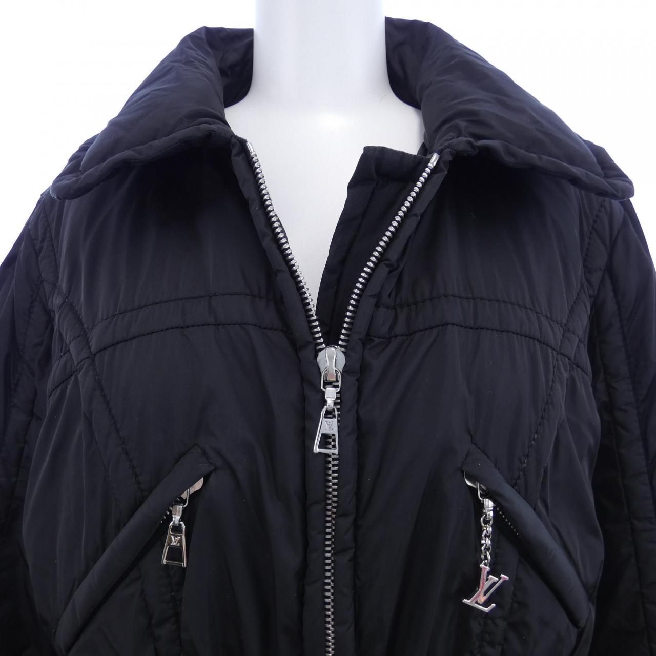 ルイヴィトン LOUIS VUITTON ダウンジャケット