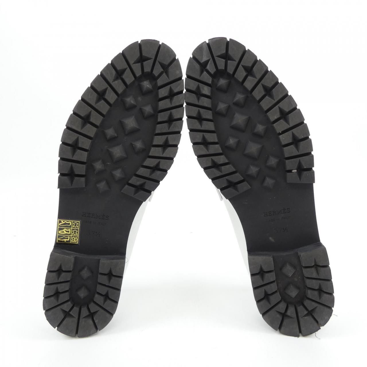 HERMES FAUBOURG 莫卡辛鞋 241019Z