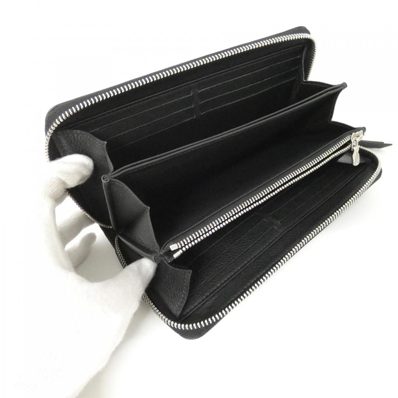 ルイヴィトン ジッピー ロックミー M62622 財布