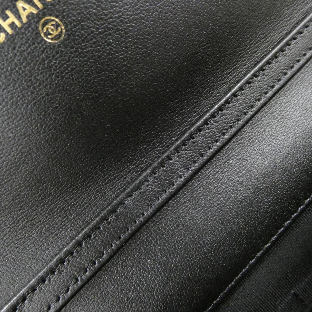 シャネル AP4013 チェーンウォレット