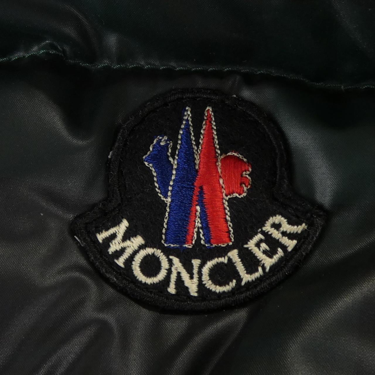 モンクレール MONCLER 43304/50 CORBIER ダウンベスト