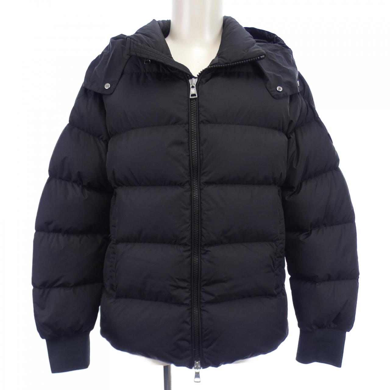 モンクレール MONCLER ダウンジャケット