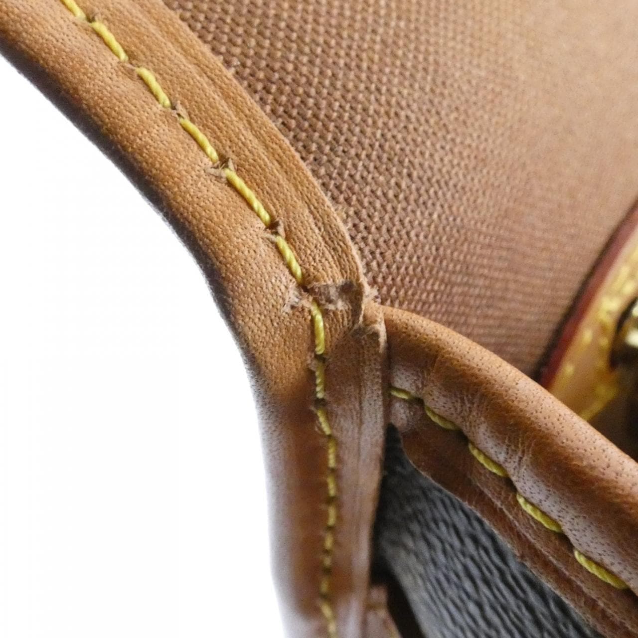 ルイヴィトン モノグラム ソローニュ M42250 ショルダーバッグ