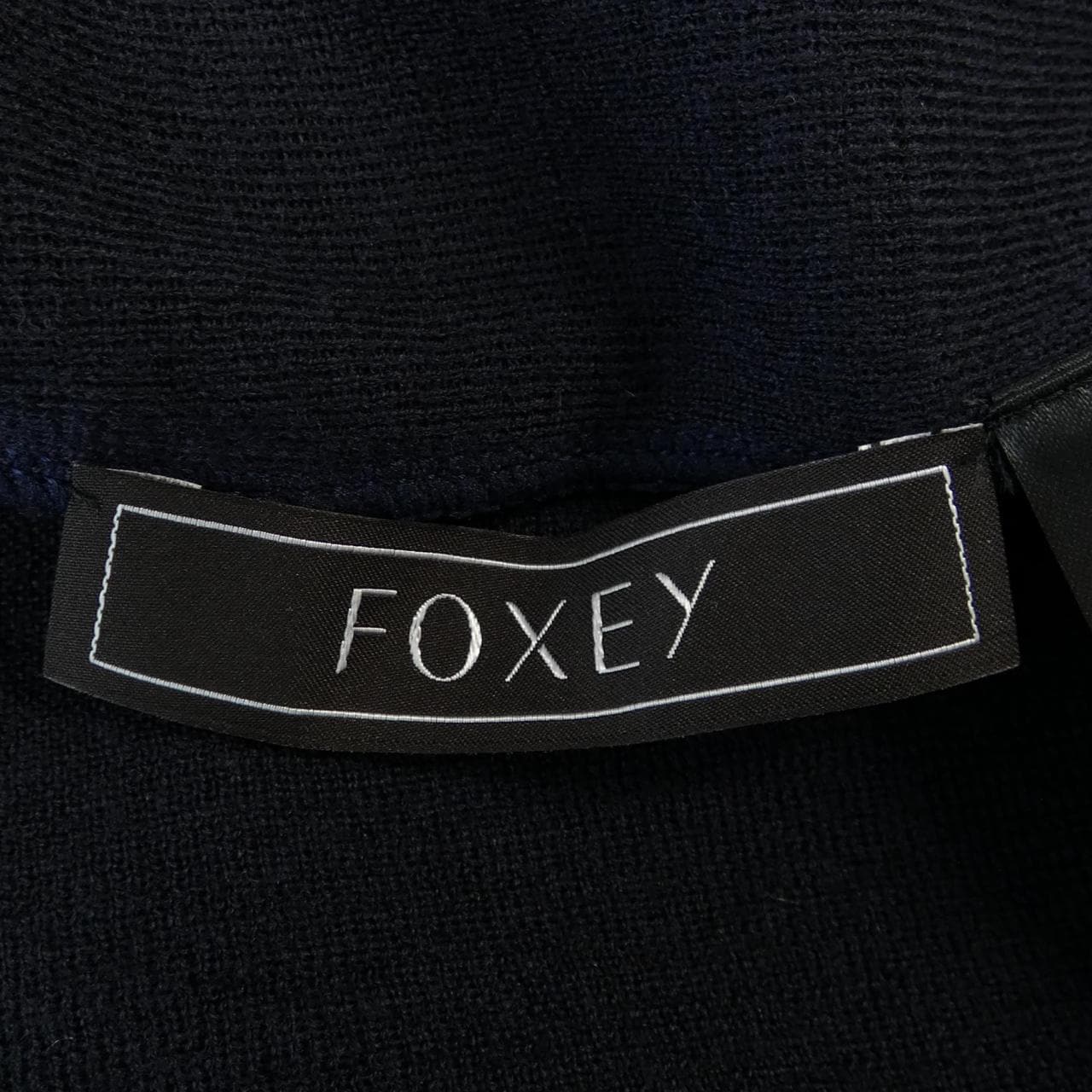 フォクシー FOXEY トップス