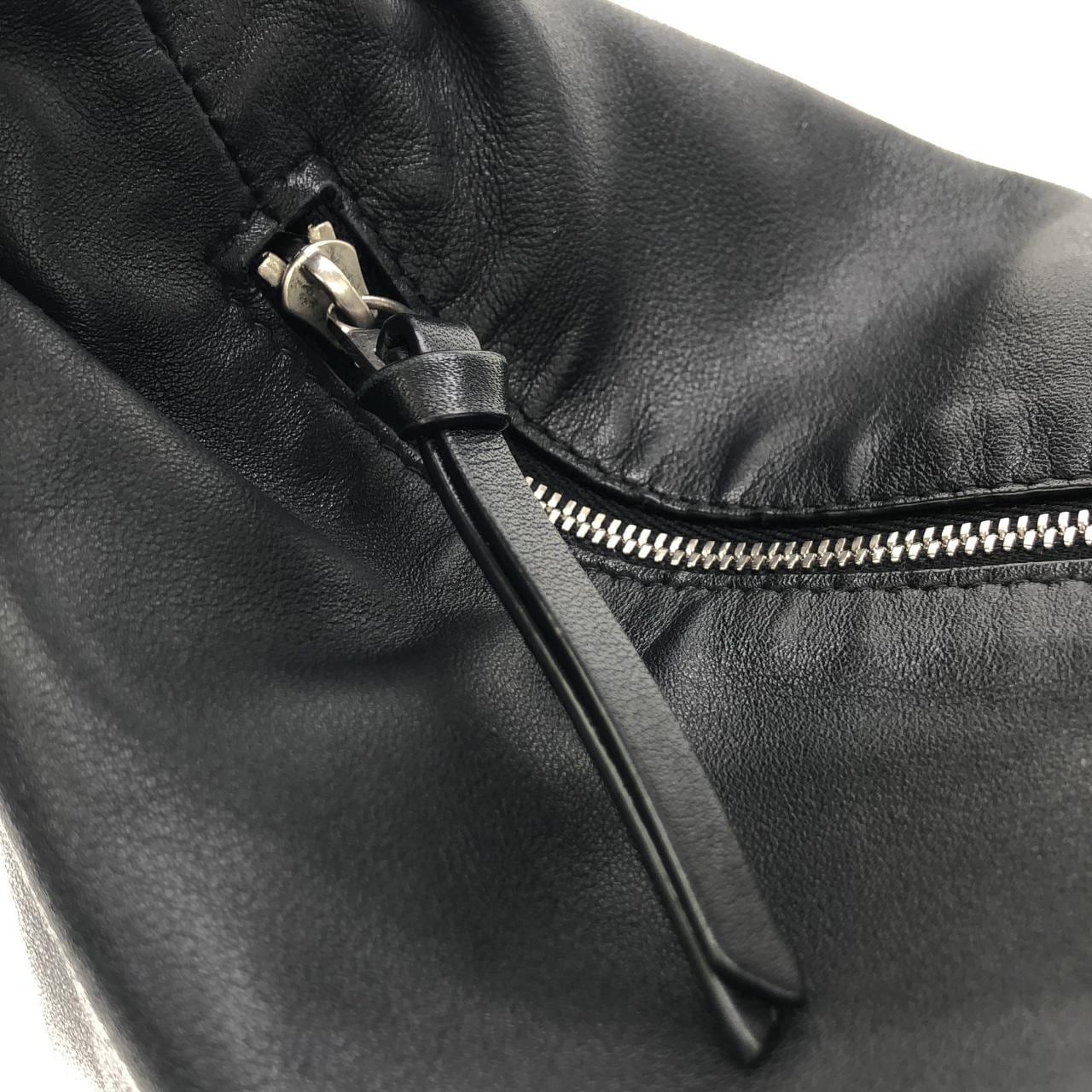 ボッテガヴェネタ 629635 VCP41 バッグ