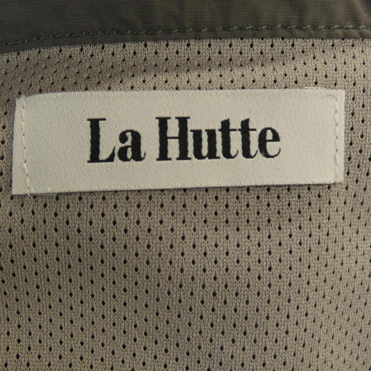 LA HUTTE ブルゾン