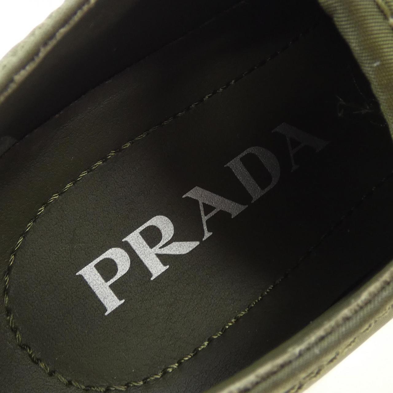 プラダ PRADA スニーカー
