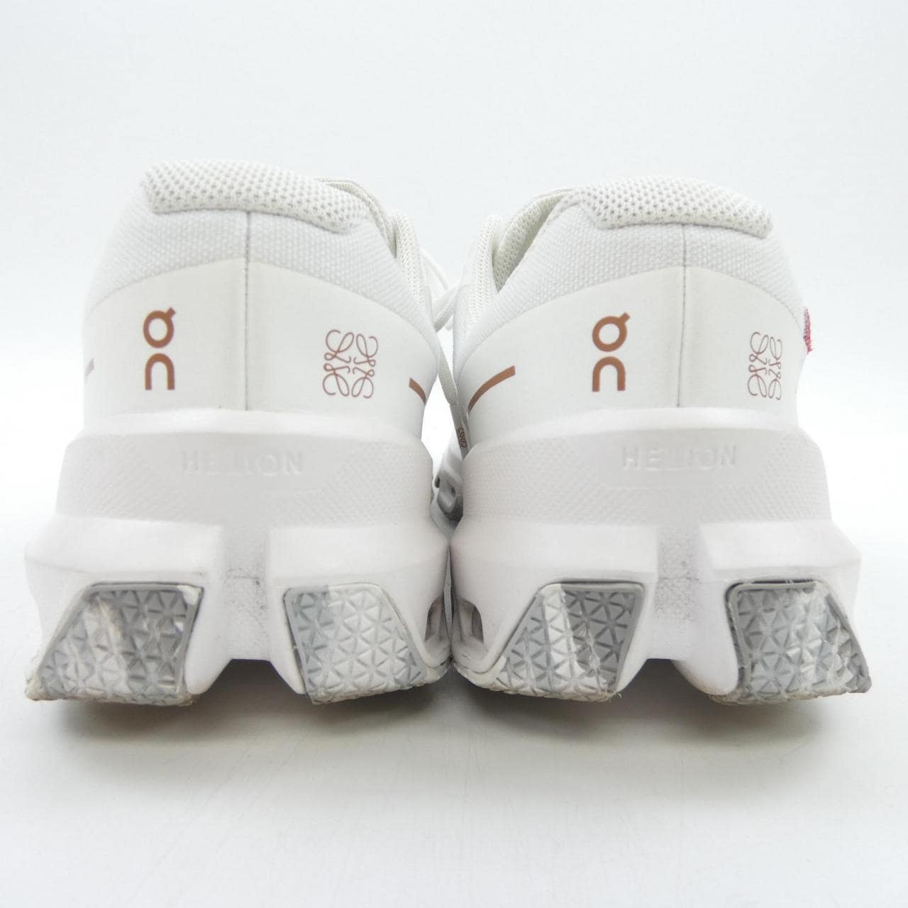 ロエベ LOEWE 32.98175 On スニーカー