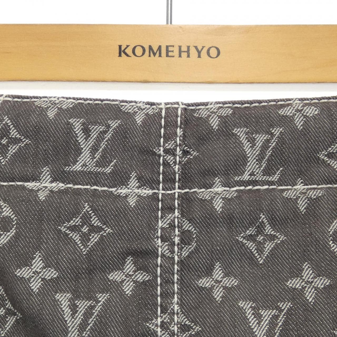 ルイヴィトン LOUIS VUITTON スカート