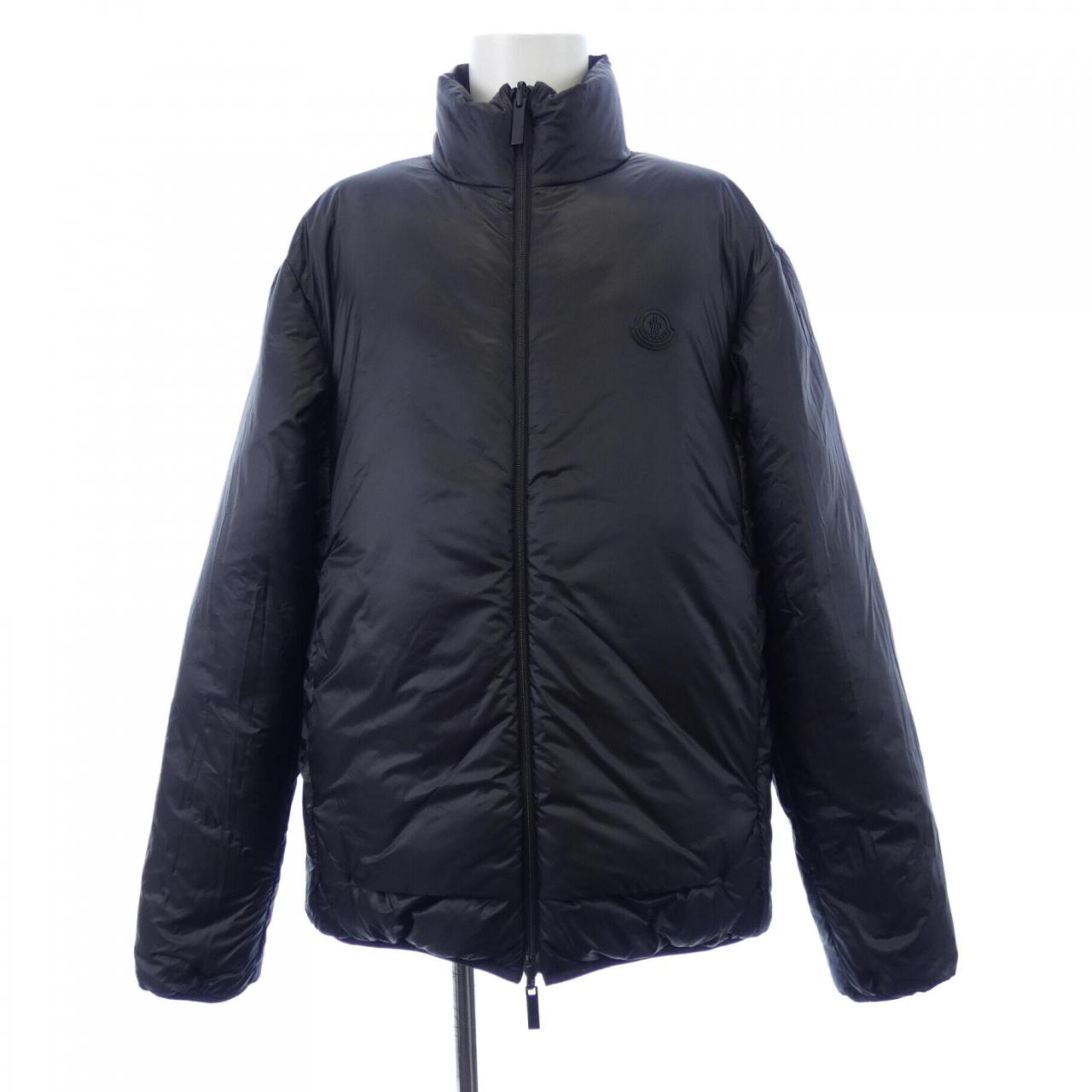 モンクレール MONCLER J20991A00134 ダウンジャケット