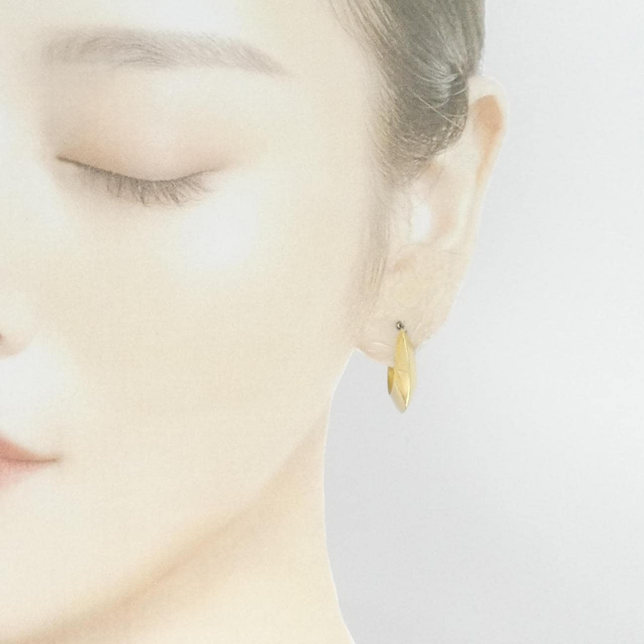 [BRAND NEW] K18YG earrings