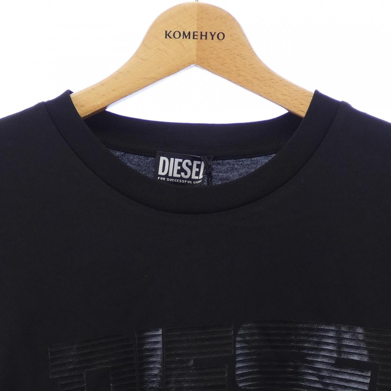 ディーゼル DIESEL A16861 RPAT1 900 Tシャツ