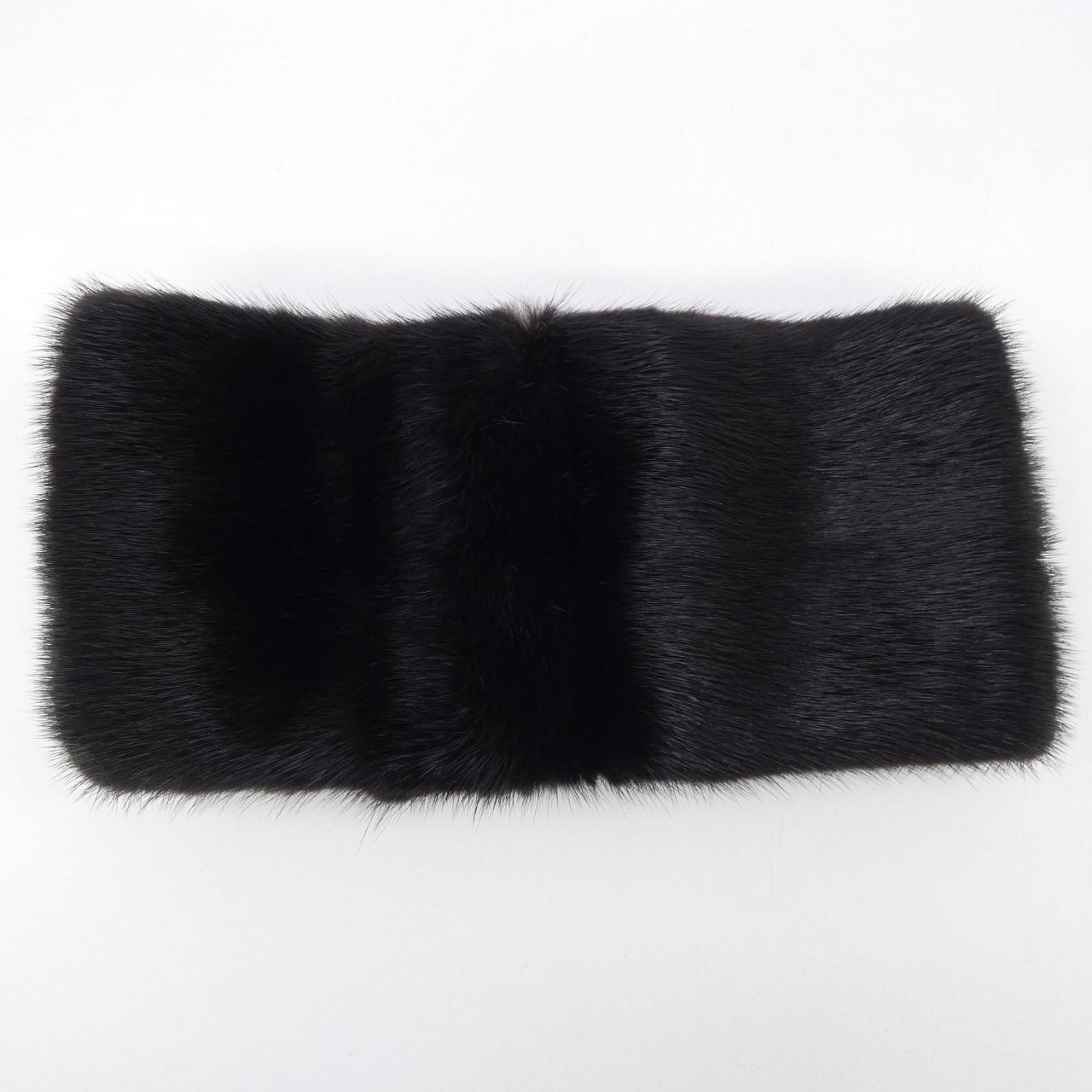 フェンディ FENDI FNG488 A6GG F0GME カラー