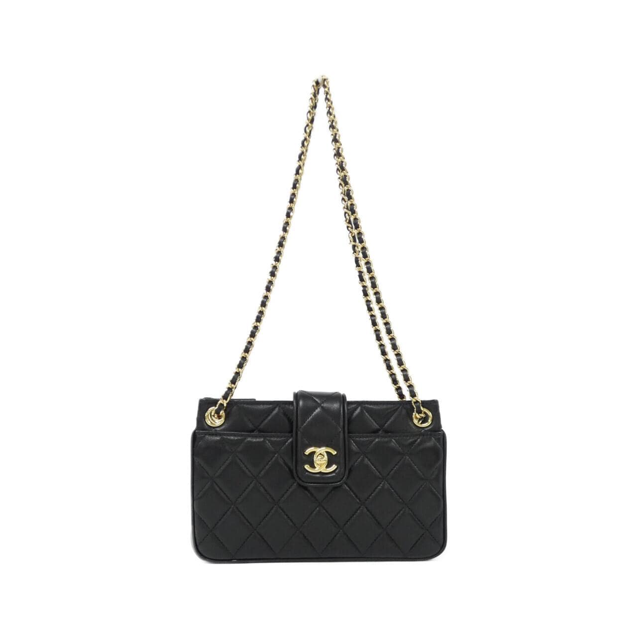 シャネル チェーンクラッチ