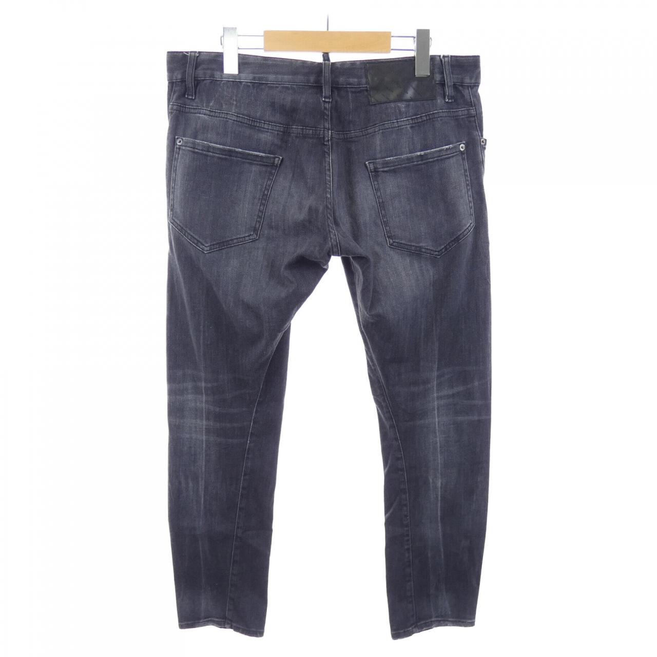 ディースクエアード DSQUARED2 S71LB0751 ジーンズ