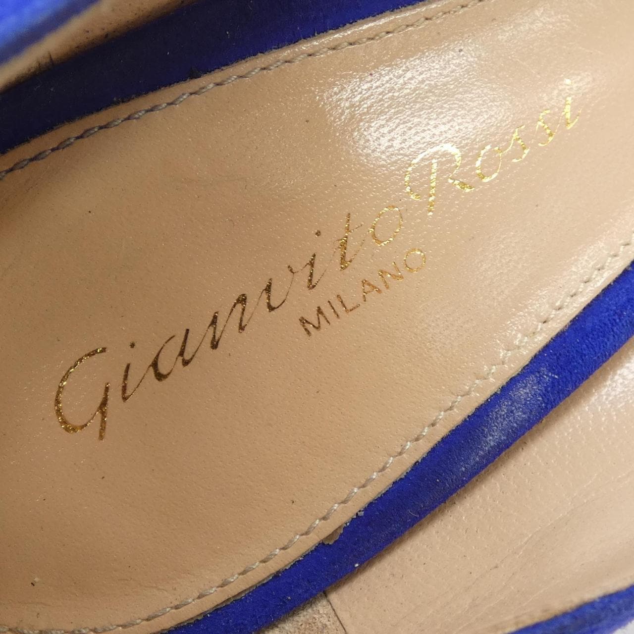 ジャンヴィトロッシ GIANVITO ROSSI パンプス