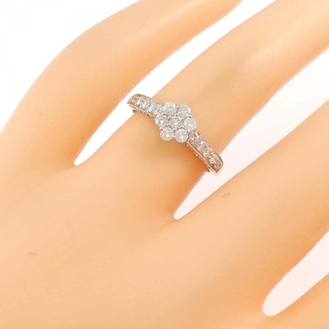 PT900 フラワー ダイヤモンド リング 0.50CT