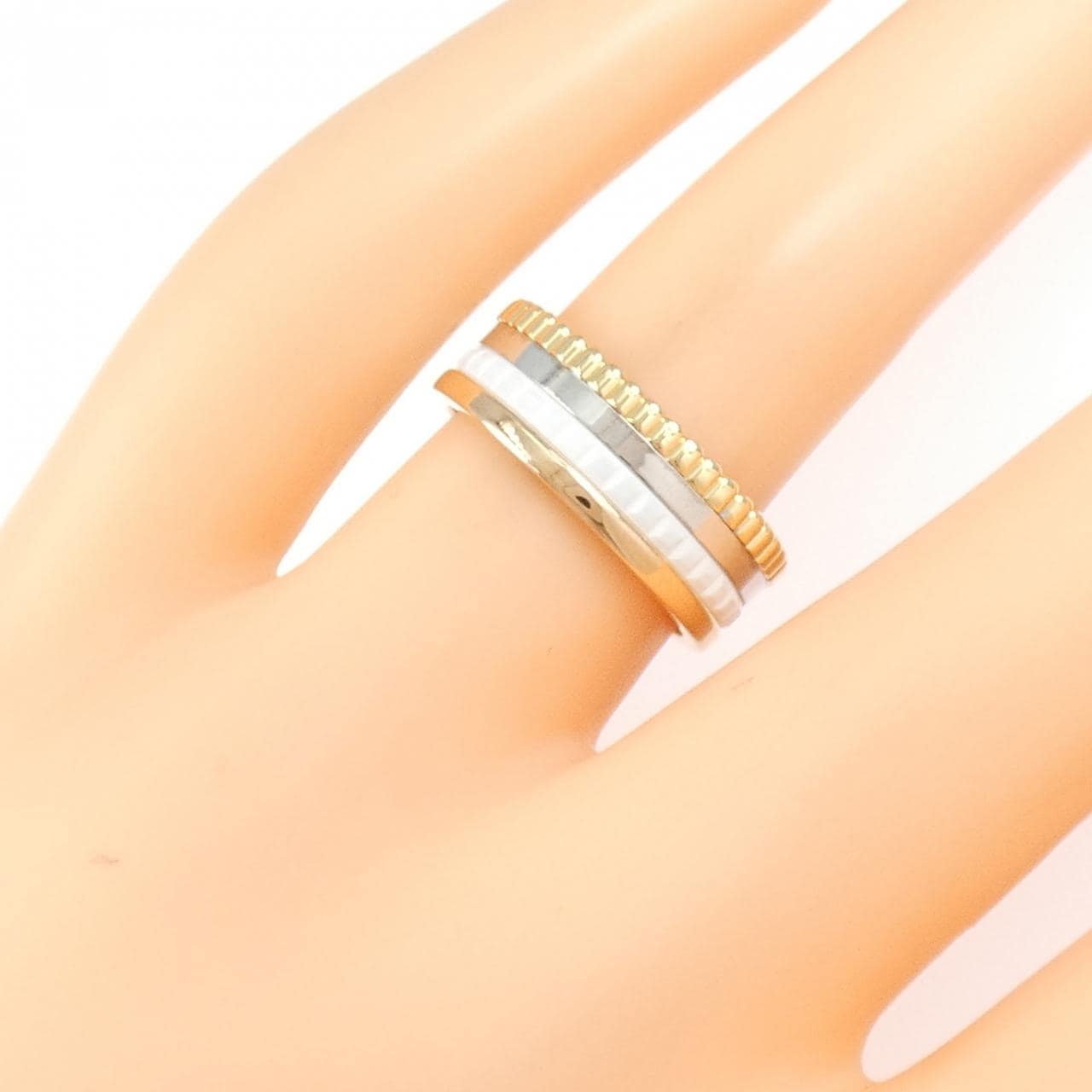 ブシュロン キャトル ホワイト スモール リング