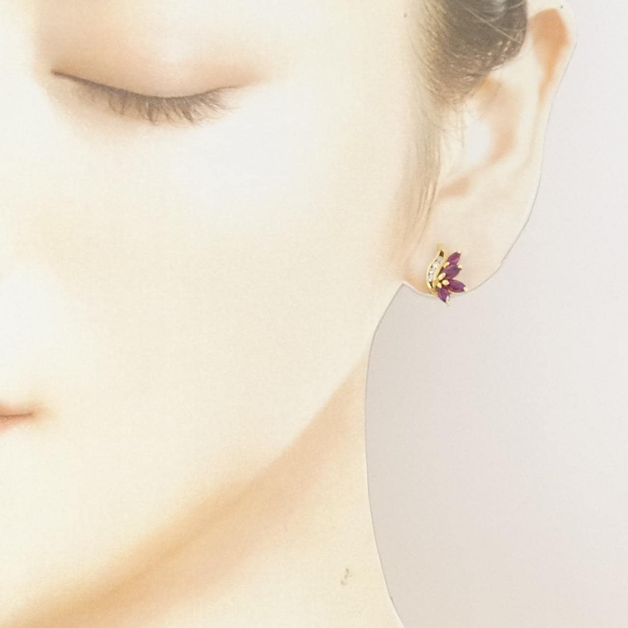 K18YG ルビー ピアス 0.90CT