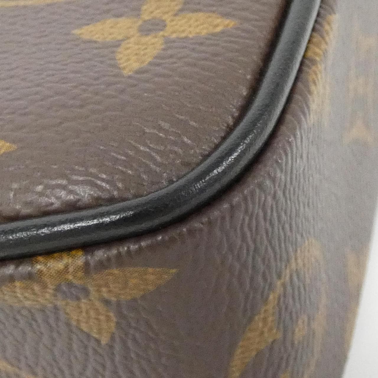 LOUIS VUITTON Monogram Macassar Christopher 穿戴式錢包 M69404 肩背包