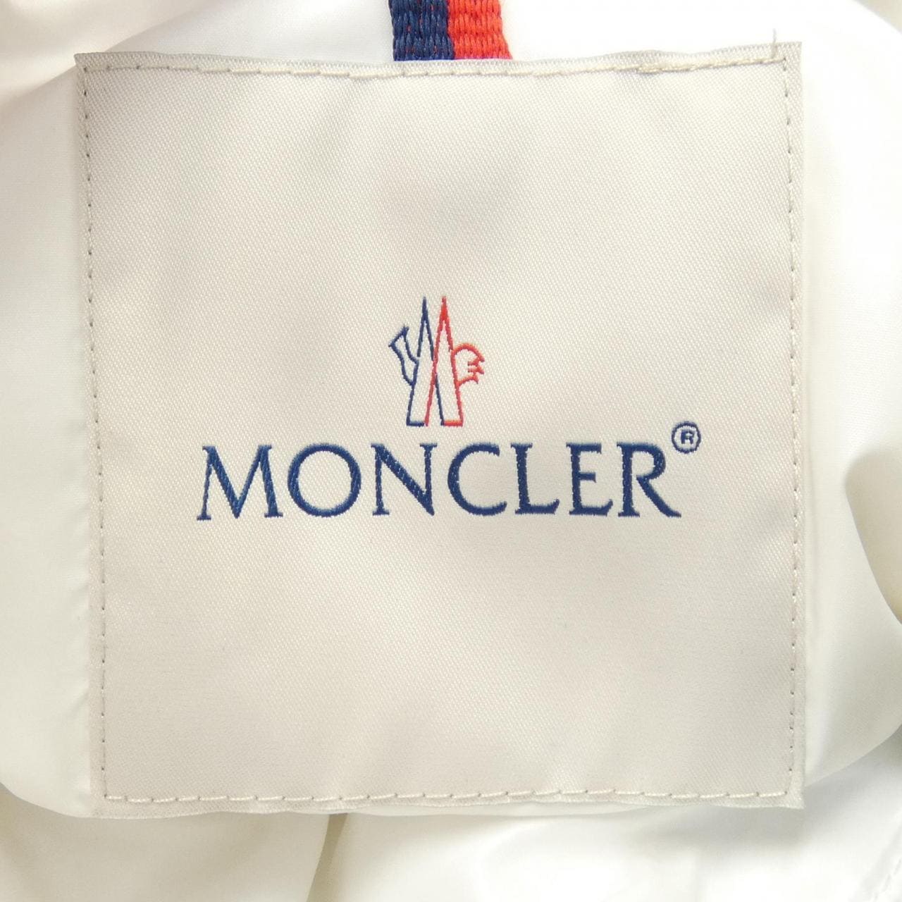 モンクレール MONCLER BORN TO PROTECT JUNZO ダウンジャケット