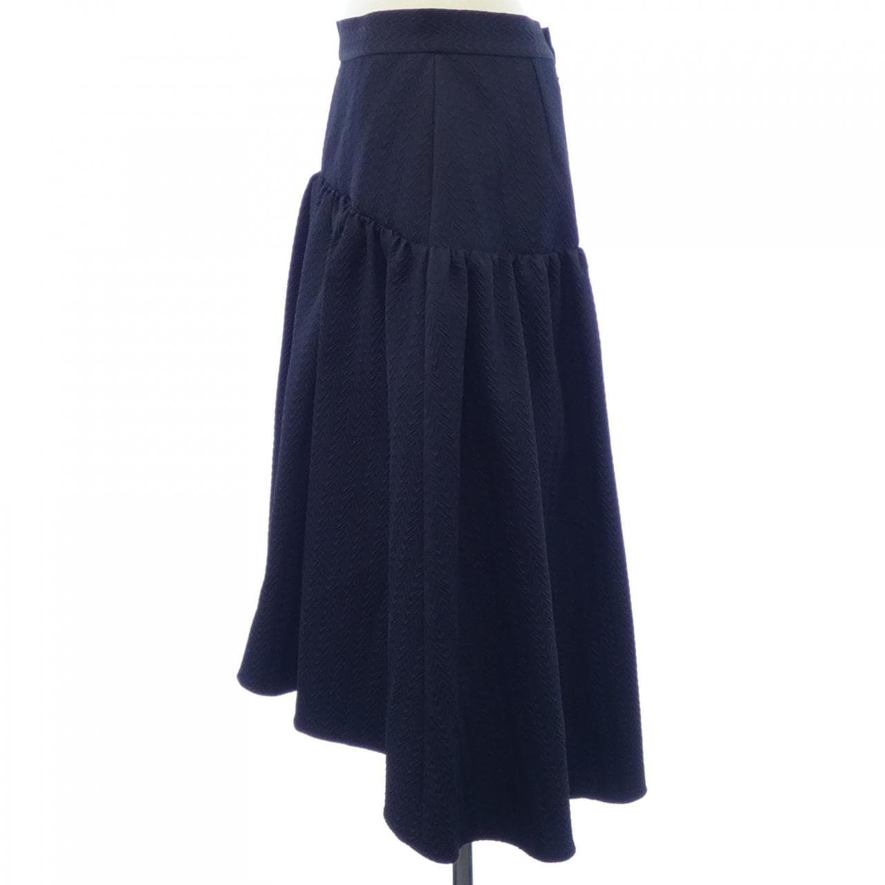 アール R スカート