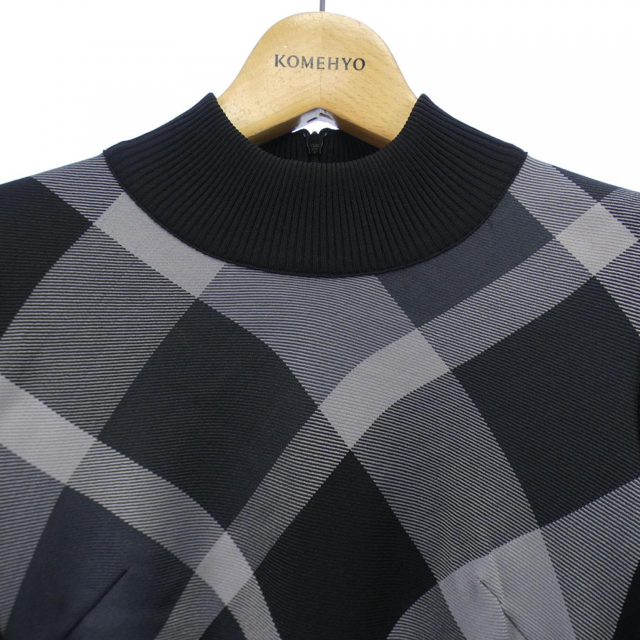 ブルーレーベルクレストブリッジ BLUE LABEL CRESTBRID ワンピース