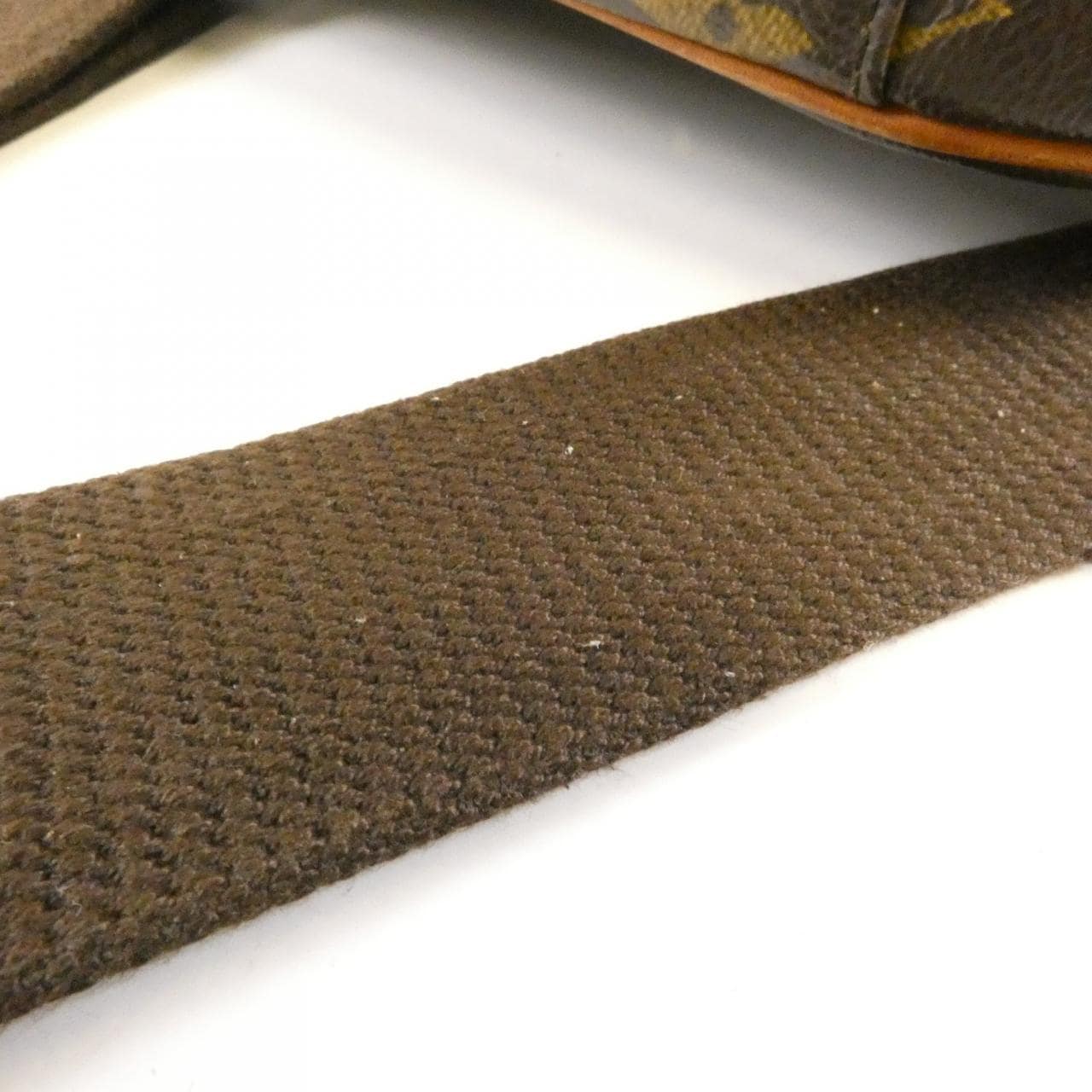 ルイヴィトン モノグラム ポシェット ガンジュ M51870 ショルダーバッグ