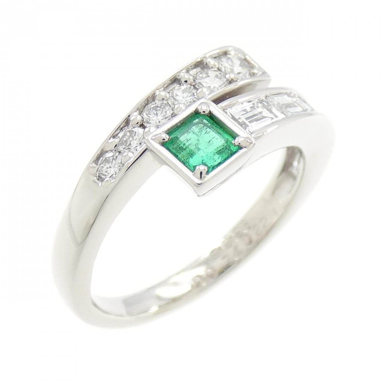 PT エメラルド リング 0.23CT