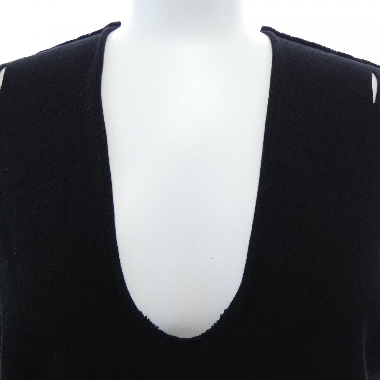 イッセイミヤケ ISSEY MIYAKE IF92KK049 トップス