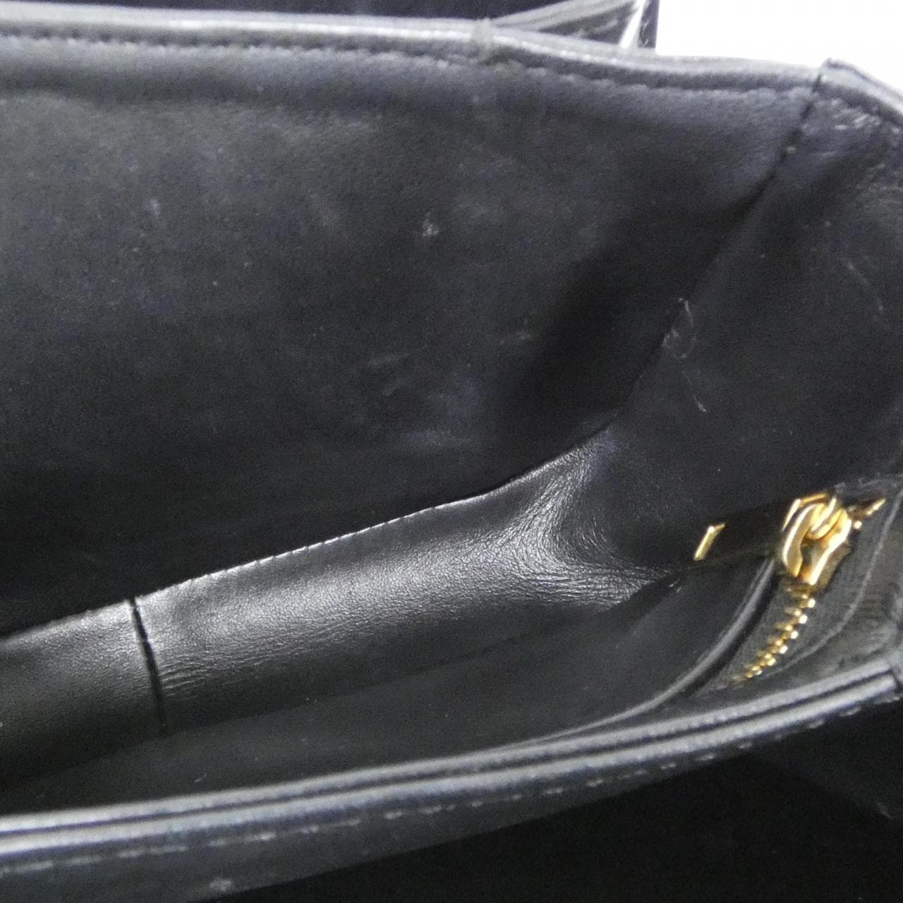 セリーヌ クラシック トリオンフ 187363BF4 ショルダーバッグ