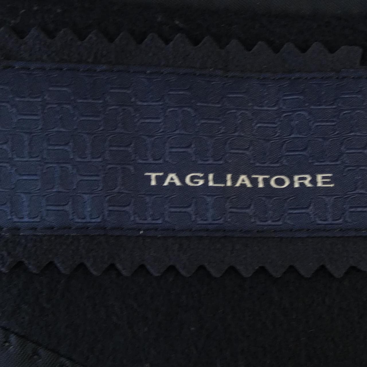 タリアトーレ TAGLIATORE CFBL13X コート