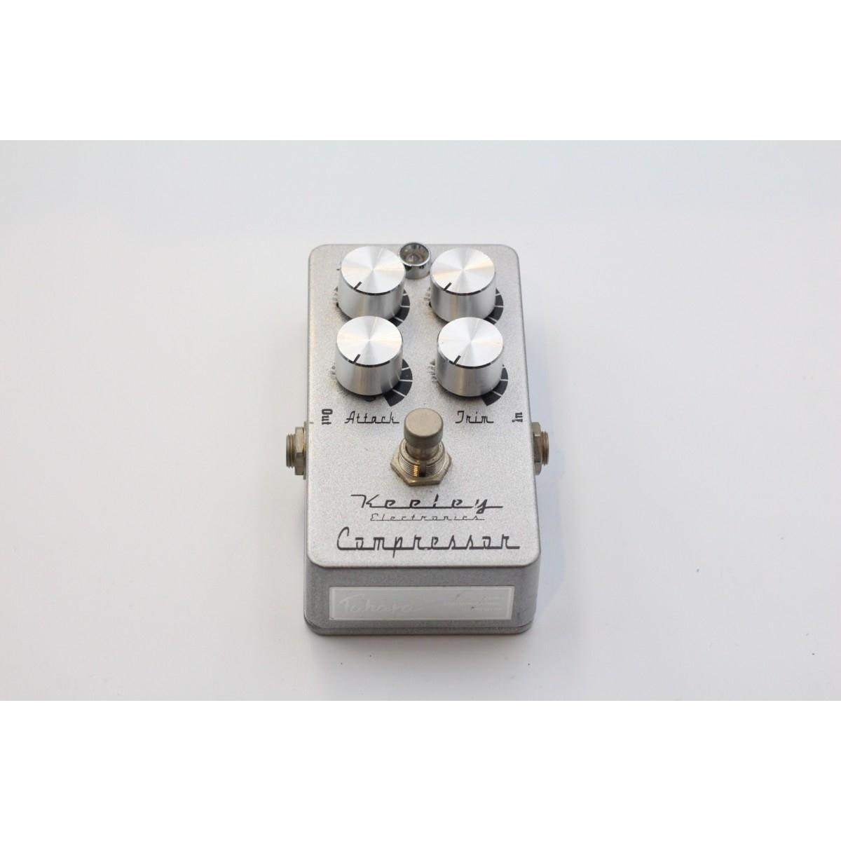 ｋｅｅｌｅｙ　ＣＯＭＰ　４ＫＮＯＢ