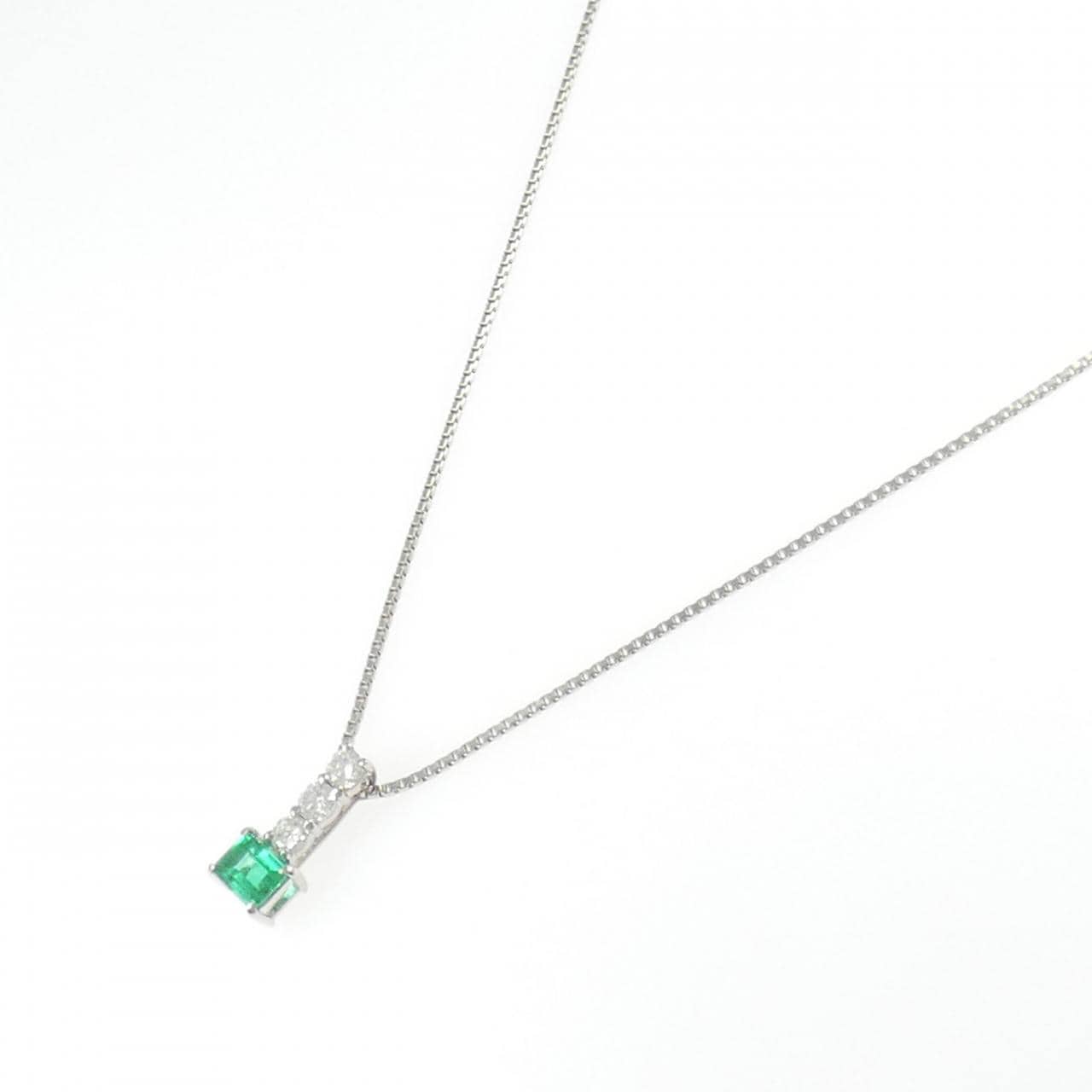 PT900/PT850 エメラルド ネックレス 0.48CT