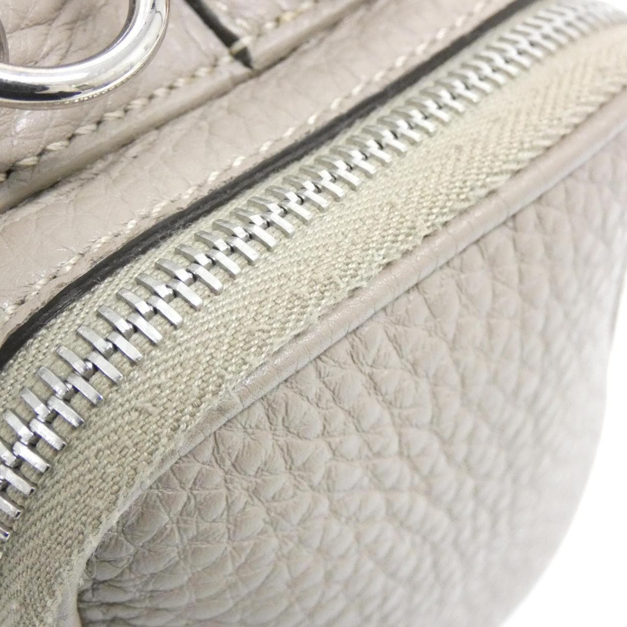 フェンディ モン トレゾール 8BT301 NDU ショルダーバッグ