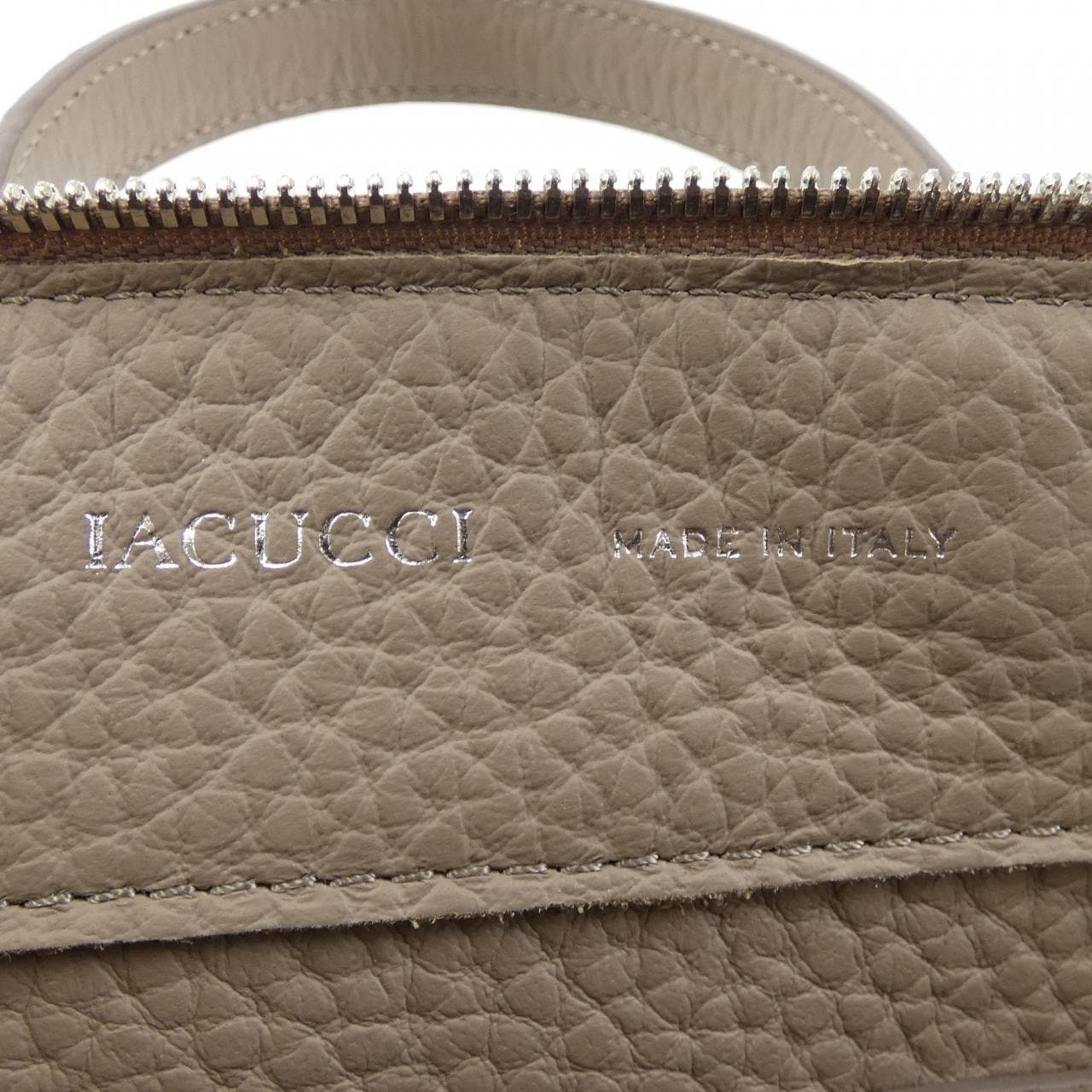 イアクッチ IACUCCI BAG