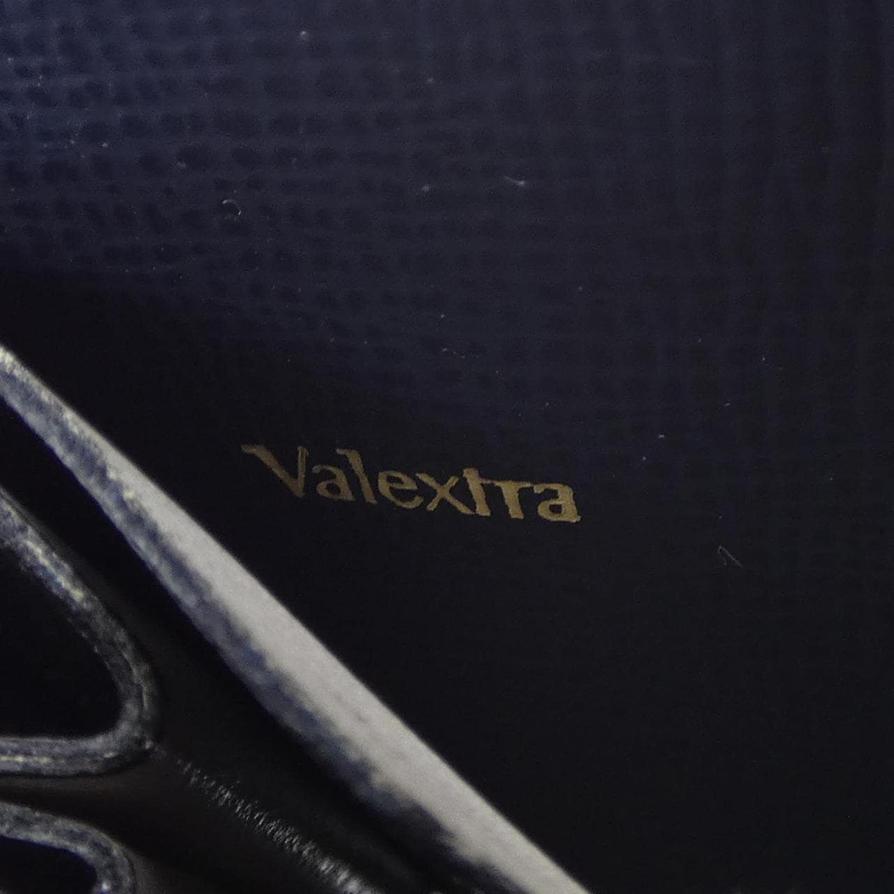 VALEXTRA COIN CASE