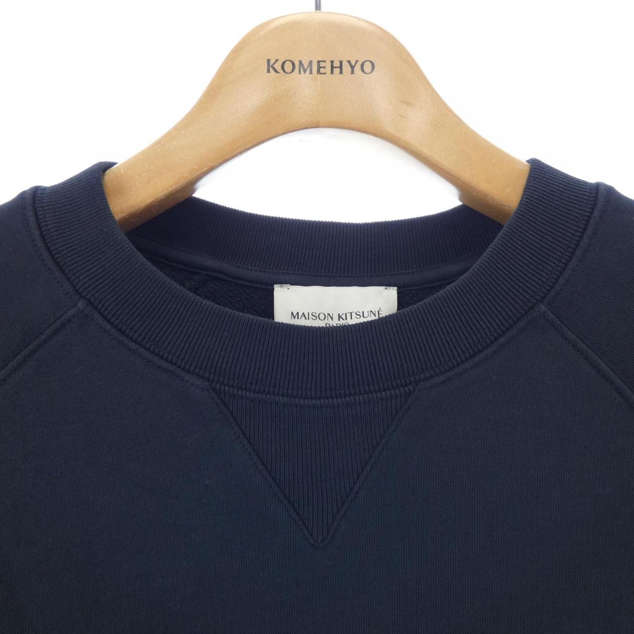 メゾンキツネ MAISON KITSUNE FM00358KM0002 スウェット