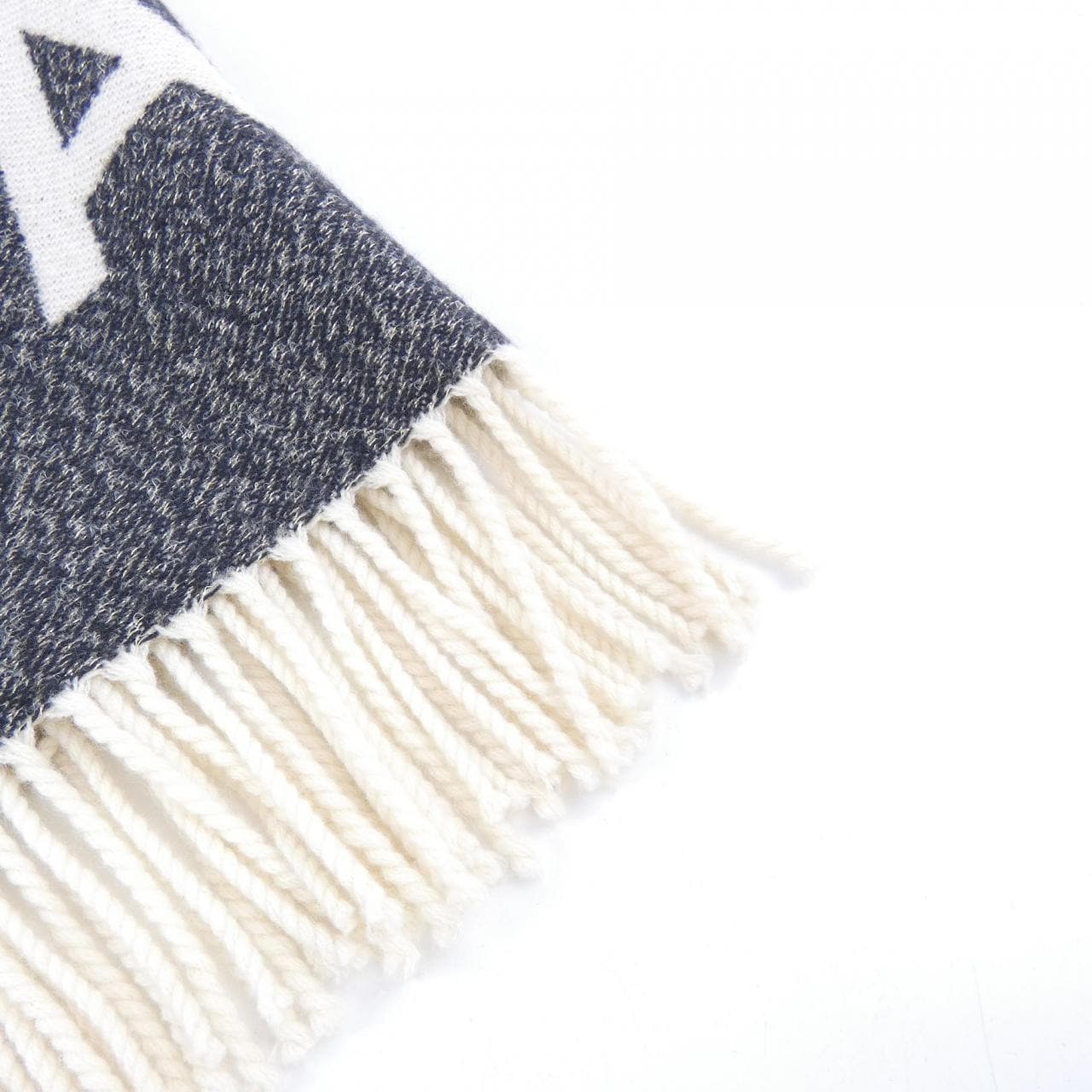 CHANEL 2D 代碼 AAA282B17177 門市