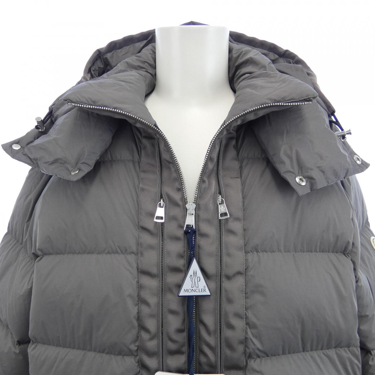 モンクレール MONCLER ダウンジャケット