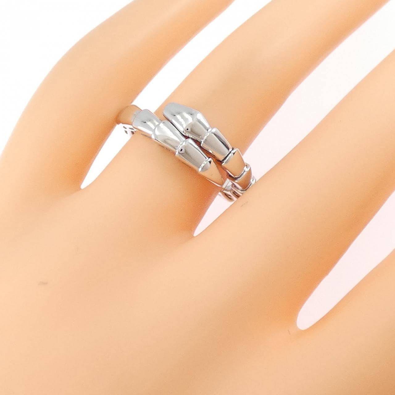 ブルガリ セルペンティ ヴァイパー リング