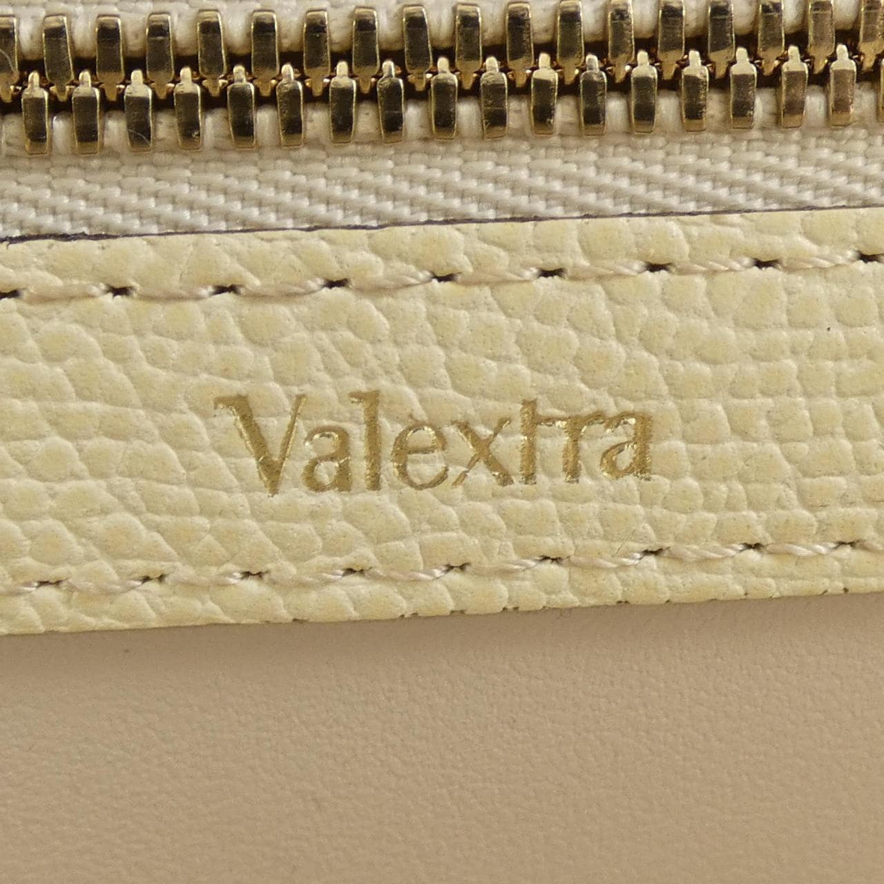 ヴァレクストラ VALEXTRA セリエエッセ SERIESSE V5S05 BAG