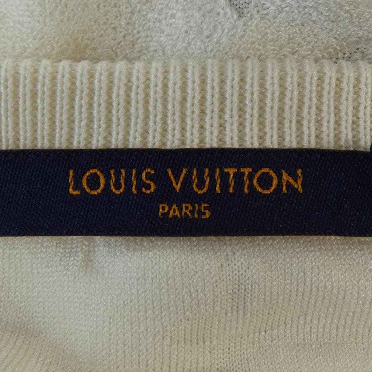 ルイヴィトン LOUIS VUITTON HGY20WIZG Tシャツ