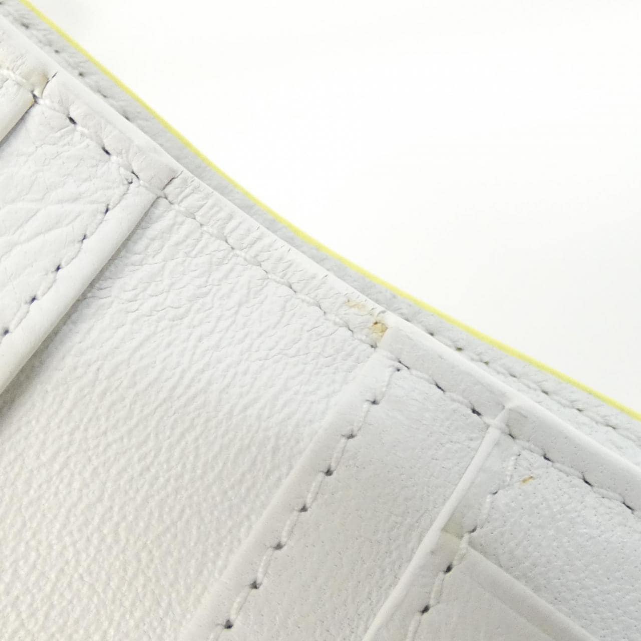 バレンシアガ ENVELOPE BIFOLD WALLET 781575 2AABX 財布