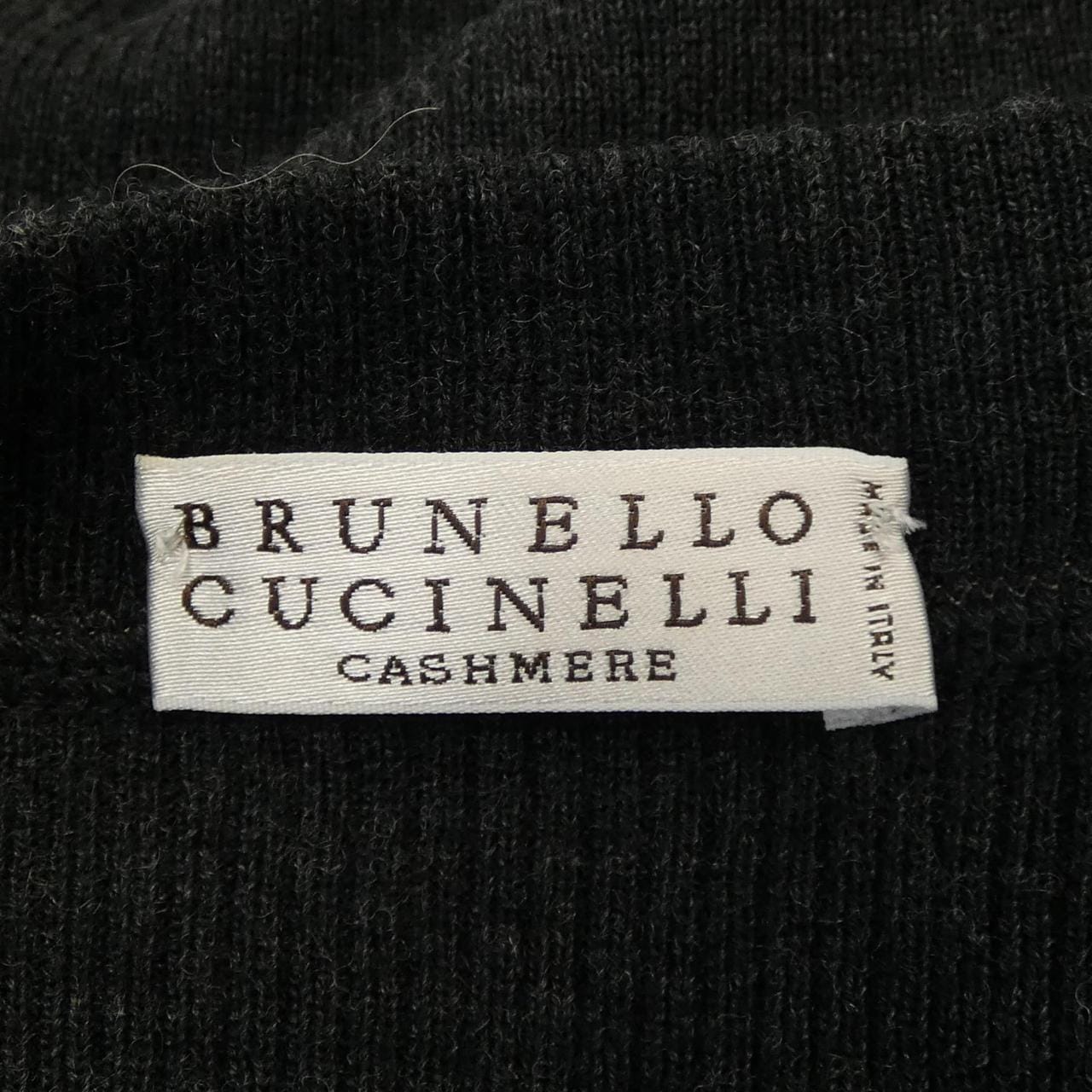 ブルネロクチネリ BRUNELLO CUCINELLI カーディガン