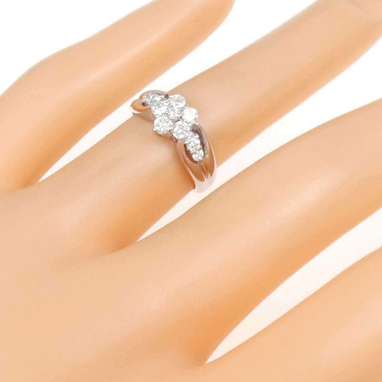 PT フラワー ダイヤモンド リング 0.50CT