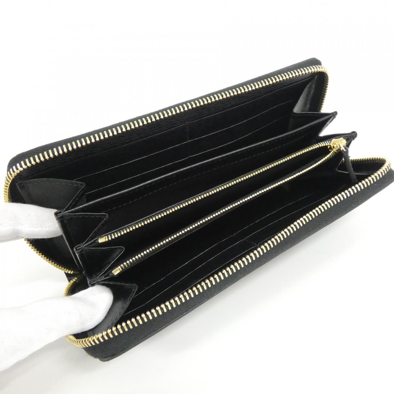 グッチ 772642 0OP0N 財布